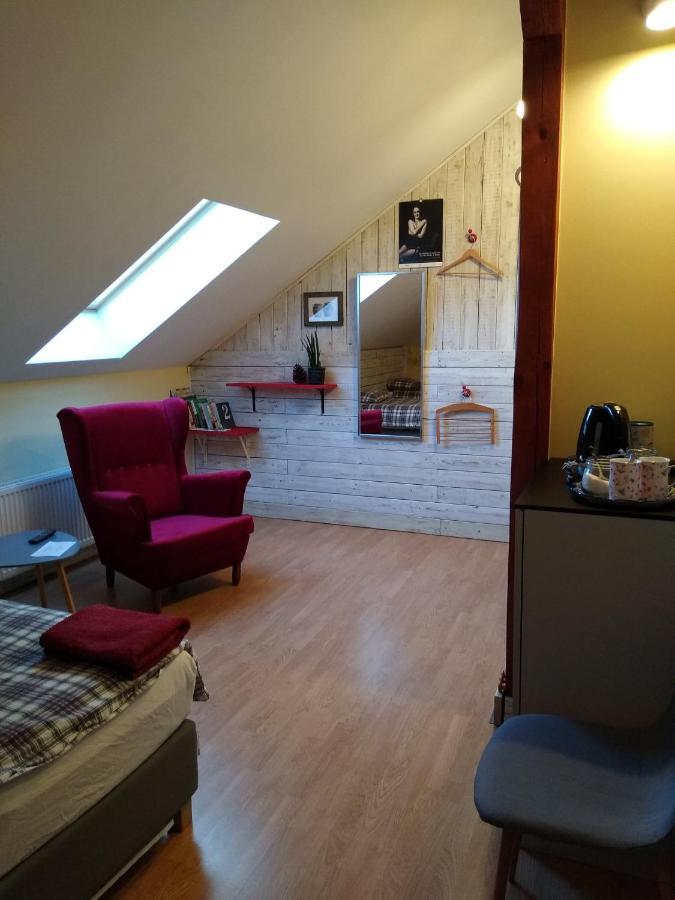 Apartamenty Zielona Gora ภายนอก รูปภาพ
