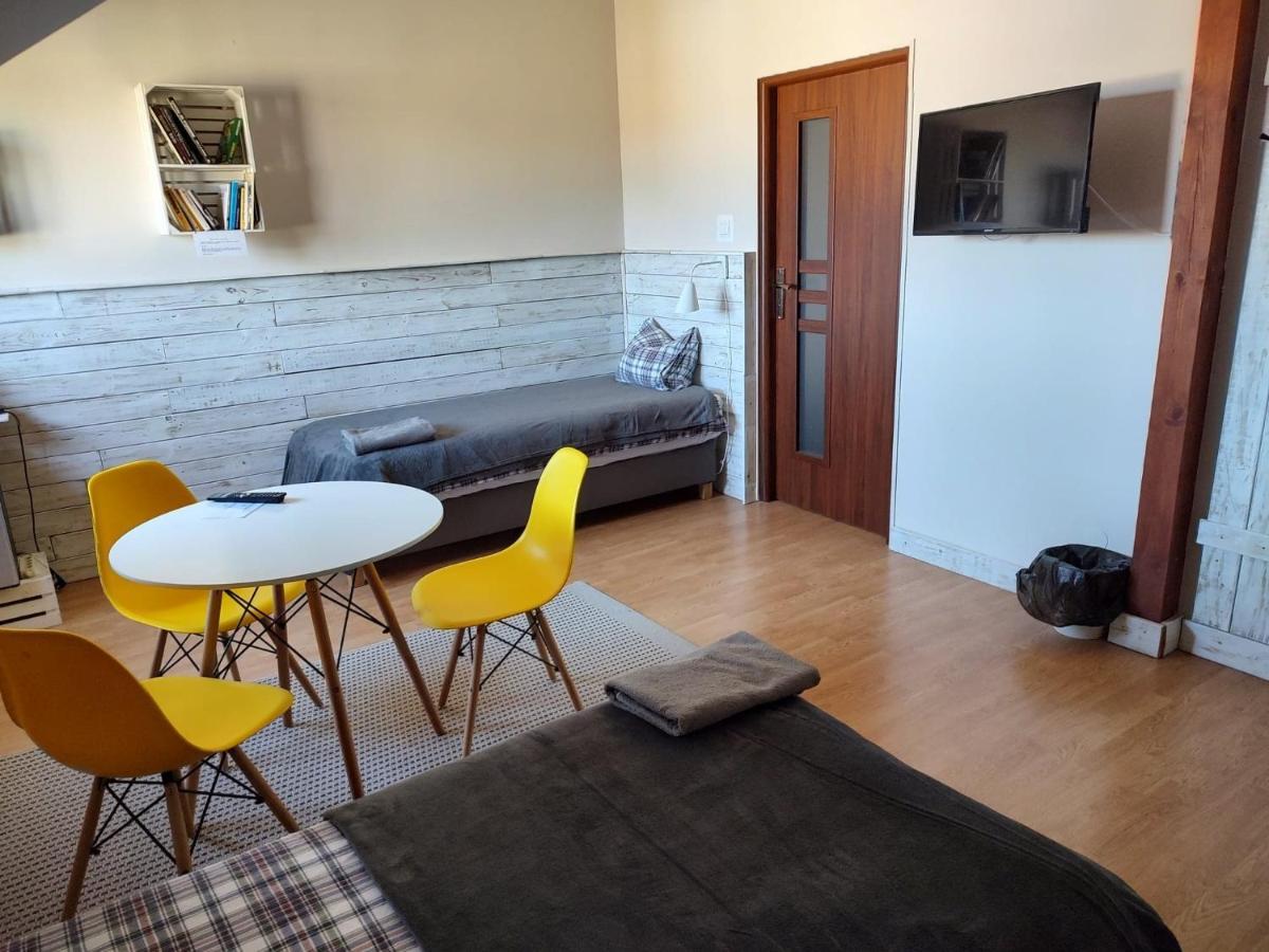 Apartamenty Zielona Gora ภายนอก รูปภาพ